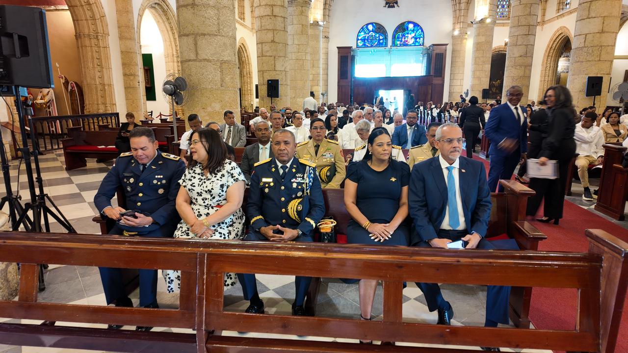 Consejo Nacional de Drogas celebra 38 aniversario con misa en la Catedral Primada de América