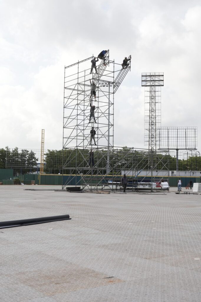 Afinan detalles de montaje para el concierto de Kany García este sábado en el Estadio Quisqueya - Noticias de hoy en República Dominicana | De Último Minuto