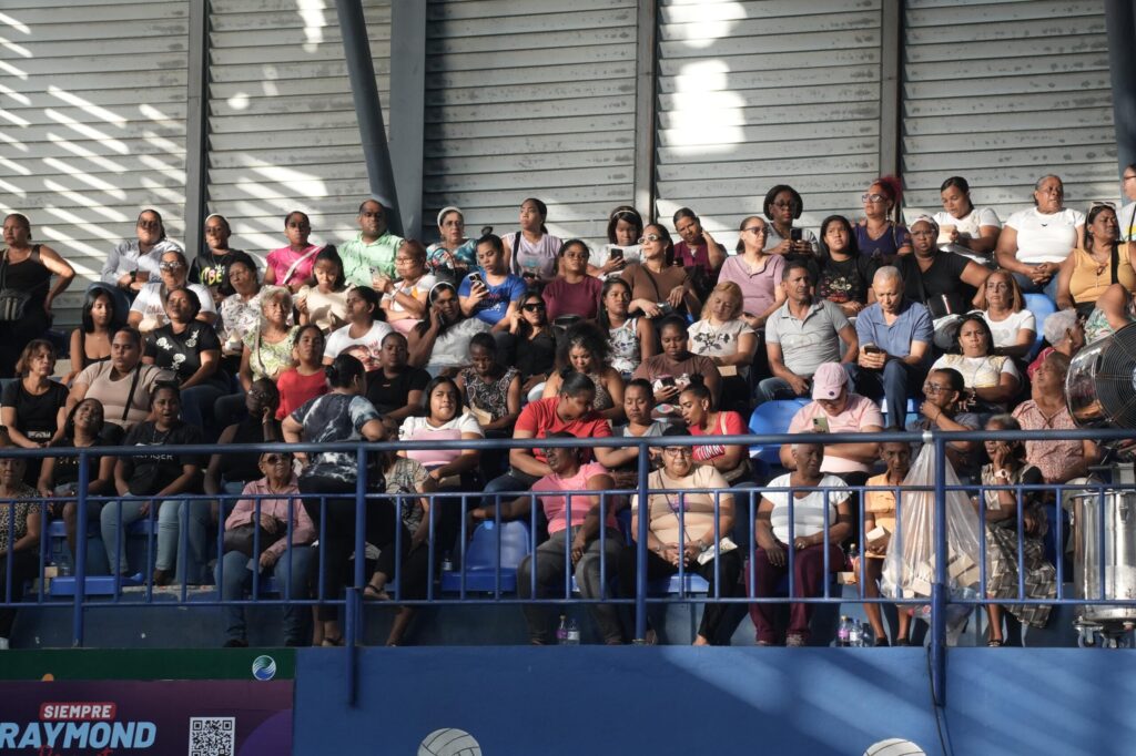 Raymond Rodríguez celebra por adelantado a más de 700 madres del Distrito Nacional | 5 | Raymond Rodríguez celebra por adelantado a más de 700 madres del Distrito Nacional - Noticias de hoy en República Dominicana | De Último Minuto