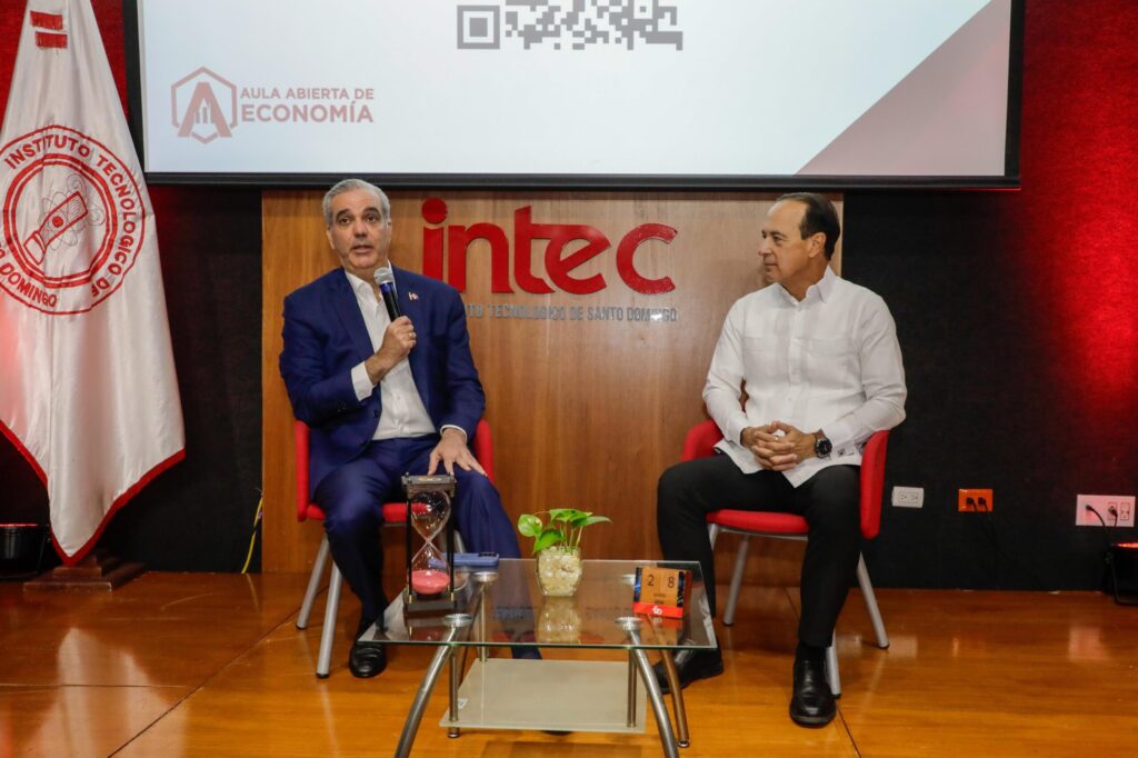 Abinader llama a equilibrar eficiencia económica y justicia social durante conferencia en Intec - Noticias de hoy en República Dominicana | De Último Minuto