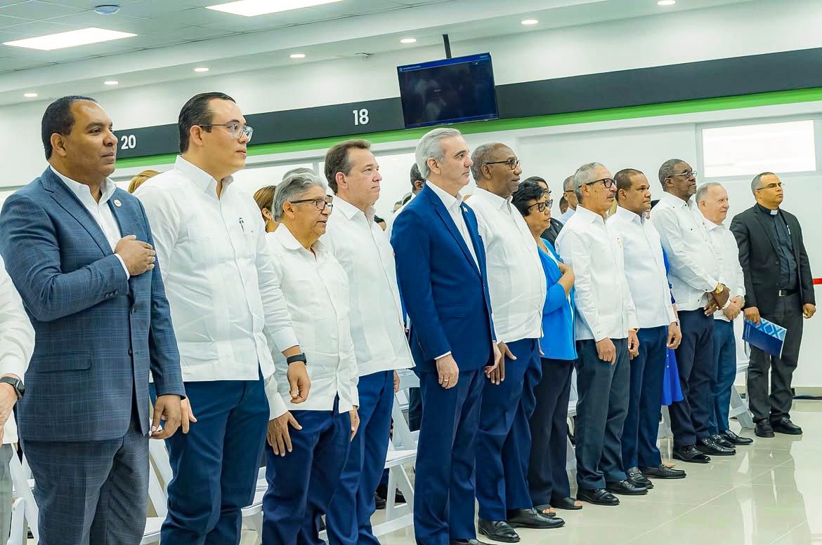 OGTIC impulsa la modernización de los servicios académicos de la UASD mediante firma digital - Noticias de hoy en República Dominicana | De Último Minuto