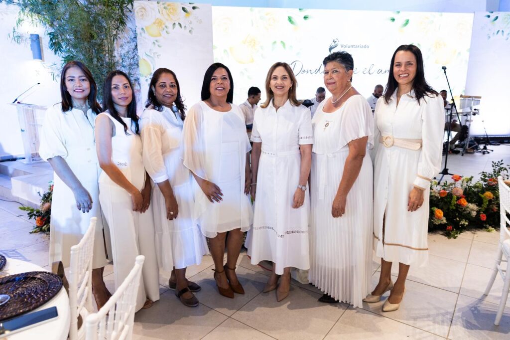 Voluntariado Banreservas celebra el Día de las Madres con el evento “Donde nace el amor” - Noticias de hoy en República Dominicana | De Último Minuto