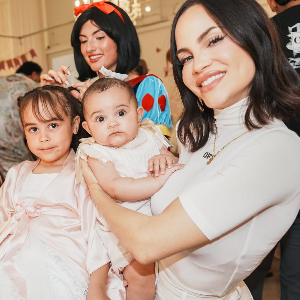 Con emotivas fotografías, figuras del entretenimiento celebran el Día de las Madres | 1 | Con emotivas fotografías, figuras del entretenimiento celebran el Día de las Madres - Noticias de hoy en República Dominicana | De Último Minuto