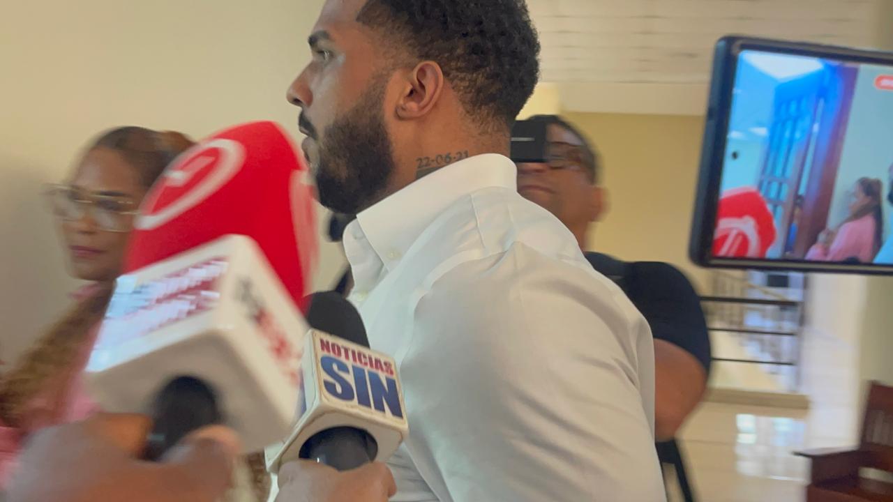 Wander Franco llega al tribunal de Puerto Plata a la espera del fallo de su nuevo juicio