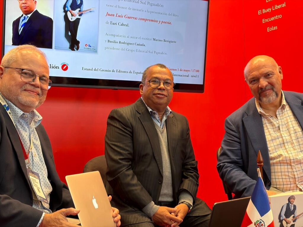 Euri Cabral presenta en Bogotá libro sobre Juan Luis Guerra y destaca su fe como eje de su trayectoria - Noticias de hoy en República Dominicana | De Último Minuto
