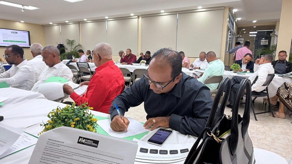 FP cuestiona fallas del MINERD en Evaluación de Desempeño Docente - Noticias de hoy en República Dominicana | De Último Minuto