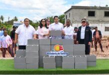 Turismo inicia construcción de parque-parador fotográfico en Las Clavellinas, Azua