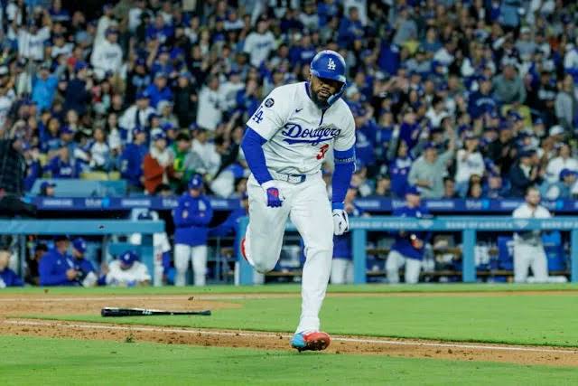 Teóscar Hernández será colocado en lista de lesionados por los Dodgers - Noticias de hoy en República Dominicana | De Último Minuto
