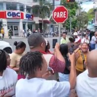 Familiares defienden inocencia de mujer acusada de asfixiar a su hija en San Cristóbal