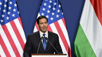 Marco Rubio confirma diálogo con Delcy Rodríguez y envío de equipos a Venezuela