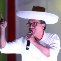 Roberto Sánchez viaja al sur de Perú y exige reconteo de votos de elecciones