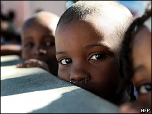 Autoridades chilenas localizan a 64 menores haitianos reportados como inubicables