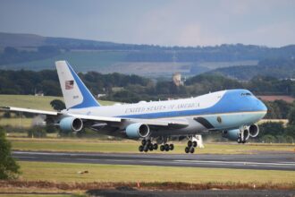 Trump jubila el Air Force One y lo reemplaza por polémico avión donado por Catar