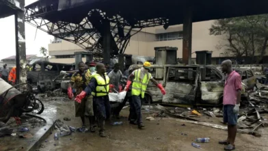 Al menos doce muertos y 479 personas rescatadas por inundaciones en la capital de Ghana - Noticias de hoy en República Dominicana | De Último Minuto