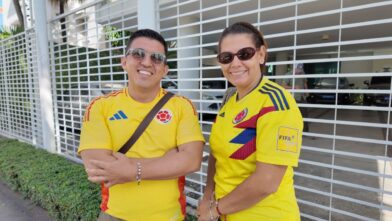 Camiseta de la Selección Colombia marca jornada de votación en la Embajada de Colombia en RD