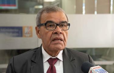 Senén Caba arremete contra el Código Penal creado por “delincuentes” para criminalizar a los médicos - Noticias de hoy en República Dominicana | De Último Minuto