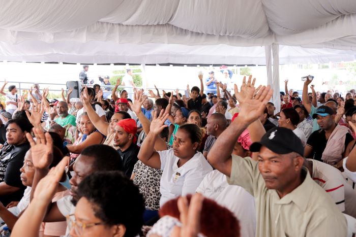 Entregan Bono de Emergencia a más de 1,400 familias afectadas por las lluvias en el Distrito Nacional - Noticias de hoy en República Dominicana | De Último Minuto