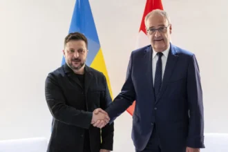 Zelenski vuelve a pedir a Trump licencia para fabricar sistemas antibalísticos Patriot - Noticias de hoy en República Dominicana | De Último Minuto