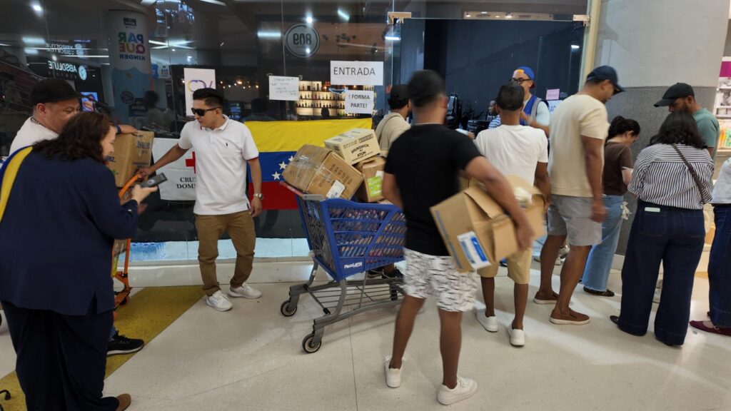 Centro de acopio de Sambil solicita insumos médicos, alimentos y apoyo para voluntarios - Noticias de hoy en República Dominicana | De Último Minuto