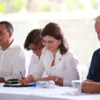 Raquel Peña anuncia avances en titulación y reafirma apoyo a productores de Monte Plata