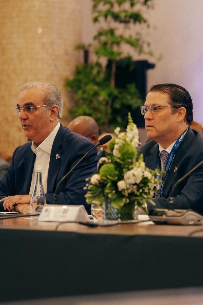 Abinader pide fortalecer integración regional y aplicar mejor acuerdo CARIFORO-UE - Noticias de hoy en República Dominicana | De Último Minuto