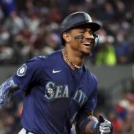 Julio Rodríguez conecta su jonrón 13 y lidera triunfo de Seattle sobre los Mets - Noticias de hoy en República Dominicana | De Último Minuto