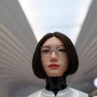 Los robots humanoides llegan a las escuelas de EE. UU. como asistentes de profesores
