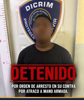 Policía apresa adolescente mediante orden de arresto por despojo a mano armada captado en cámara - Noticias de hoy en República Dominicana | De Último Minuto