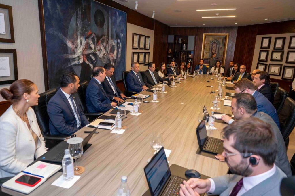 Misión del FMI sostiene encuentro con Banreservas para analizar perspectivas económicas y financieras - Noticias de hoy en República Dominicana | De Último Minuto