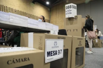 Más de 308 mil colombianos en España están llamados a las urnas para elegir presidente