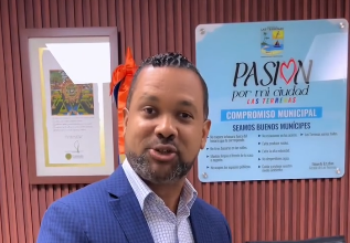 Alcalde de Las Terrenas rompe el silencio: “No hay ni habrá playas privadas en nuestro municipio”
