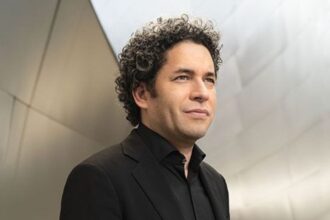 Músico Gustavo Dudamel firma acuerdo para garantizar ayudas lleguen a Venezuela de forma segura y anuncia concierto para recaudar más fondos - Noticias de hoy en República Dominicana | De Último Minuto