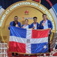 Estudiantes PUCMM ganan máximo galardón en competencia tecnológica de Huawei en China
