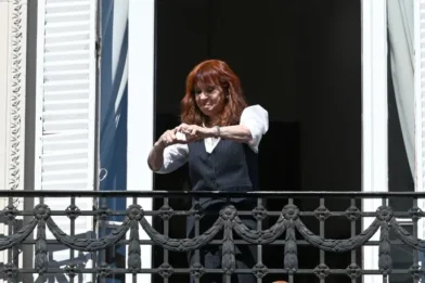 A un año de la condena a Cristina Fernández, el peronismo mantiene que es una perseguida política