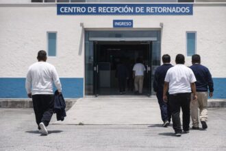 Deportaciones desde EE.UU. y México elevan la cifra de retornados en Guatemala a más de 26 mil en cinco meses