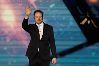 Elon Musk será más rico que el 46 % más pobre de la población mundial con la OPI de SpaceX - Noticias de hoy en República Dominicana | De Último Minuto
