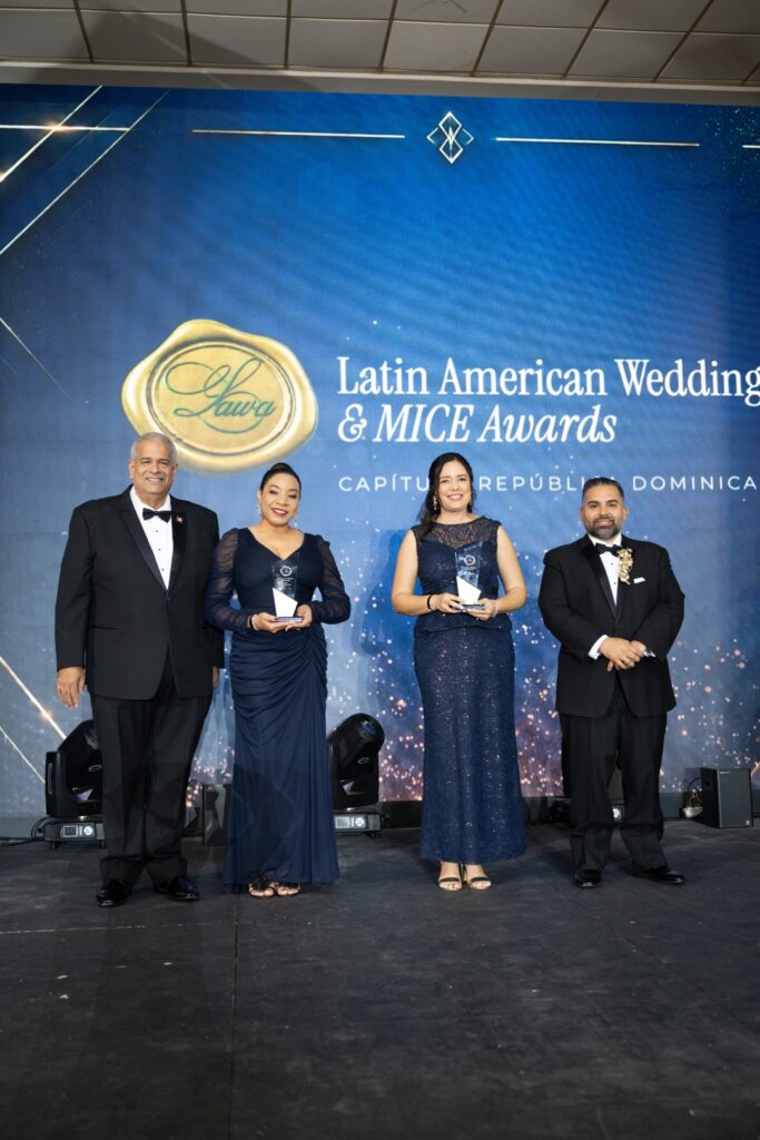 Julissa Villar es reconocida como Mejor Oficiante de Ceremonias Simbólicas de RD en los Premios LAWA 2026 | 3 | Julissa Villar es reconocida como Mejor Oficiante de Ceremonias Simbólicas de RD en los Premios LAWA 2026 - Noticias de hoy en República Dominicana | De Último Minuto