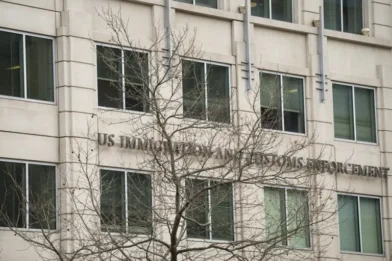Trump nomina a un expolicía para dirigir el ICE, la agencia encargada del control migratorio