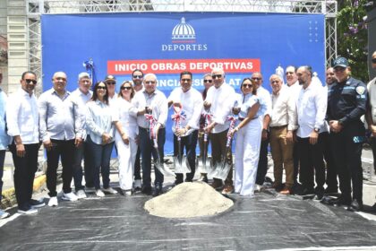 Ministros Kelvin Cruz y Andrés Bautista anuncian obras deportivas en Espaillat por más de RD$415 millones - Noticias de hoy en República Dominicana | De Último Minuto