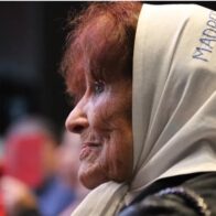 Fallece Taty Almeida, una de las fundadoras de las Madres de Plaza de Mayo de Argentina