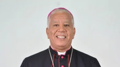 Monseñor Andrés Napoleón Romero deja Barahona y asume la Diócesis de La Vega