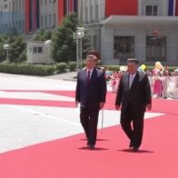 Xi insta a reforzar los intercambios diplomáticos y militares en su cumbre con Kim Jong-un - Noticias de hoy en República Dominicana | De Último Minuto