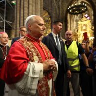 Papa León XIV llama a la unidad durante su llegada a Barcelona