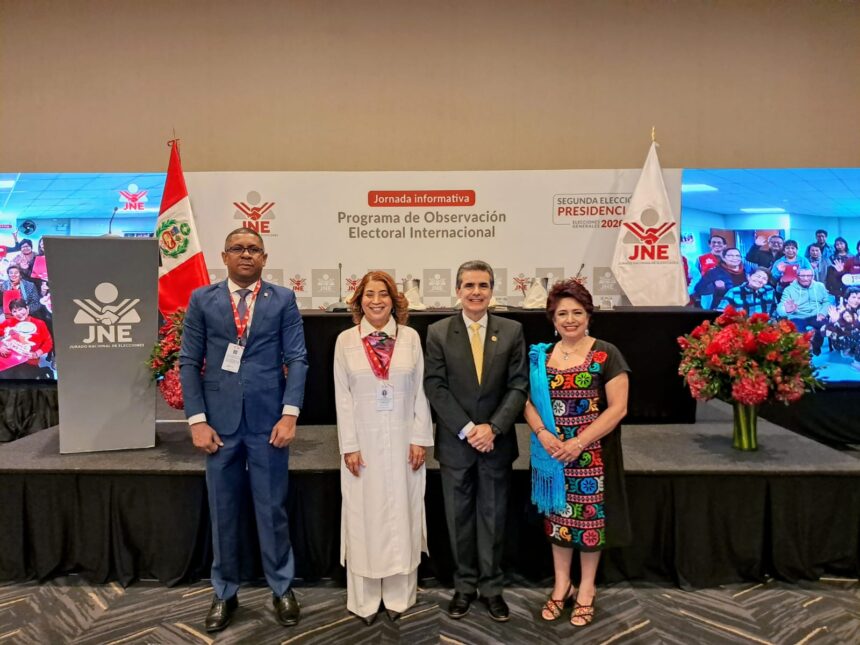 JCE participa en misión de observación electoral para comicios presidenciales en Perú