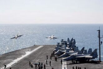 Estados Unidos bombardeó instalaciones militares iraníes tras el ataque del régimen a un carguero en Ormuz