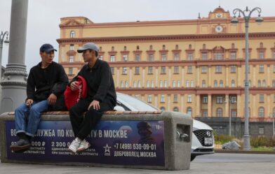 Adolescentes, la nueva arma de espionaje de Rusia e Irán