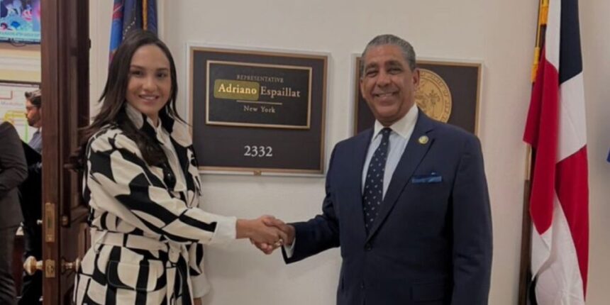 D’Oleo resalta liderazgo de Adriano Espaillat en la defensa de los dominicanos en el exterior