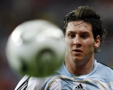 Veinte años después de su primer gol en un Mundial, Messi vuelve a ilusionar a Argentina - Noticias de hoy en República Dominicana | De Último Minuto