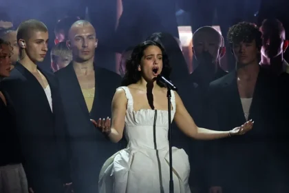 Rosalía aplaza sus conciertos en Miami y Orlando por una emergencia familiar