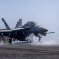 Estados Unidos lanzó ataques contra Irán tras el derribo de uno de sus helicópteros cerca del estrecho de Ormuz